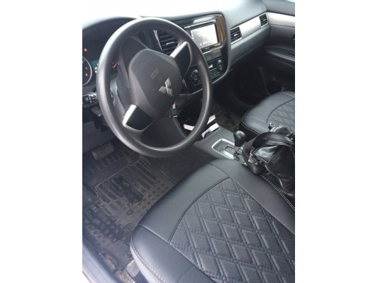 Авточехлы на Mitsubishi Outlander 3