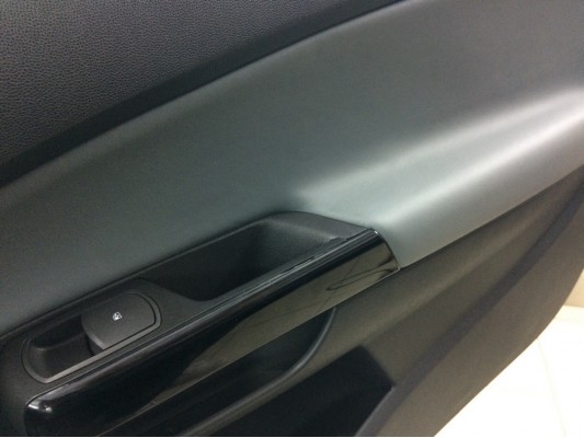 Перетяжка дверных карт